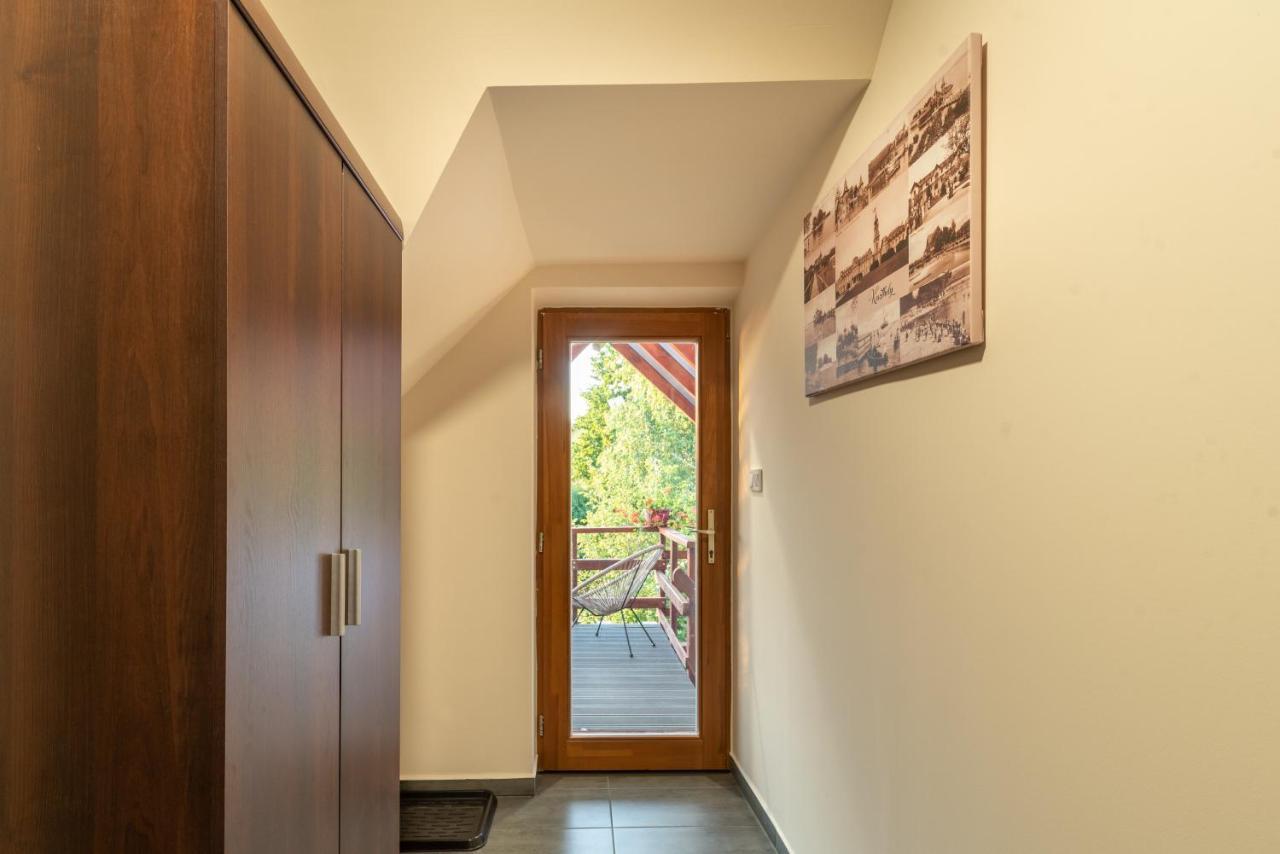 Buzavirag Apartman Кестели Екстериор снимка