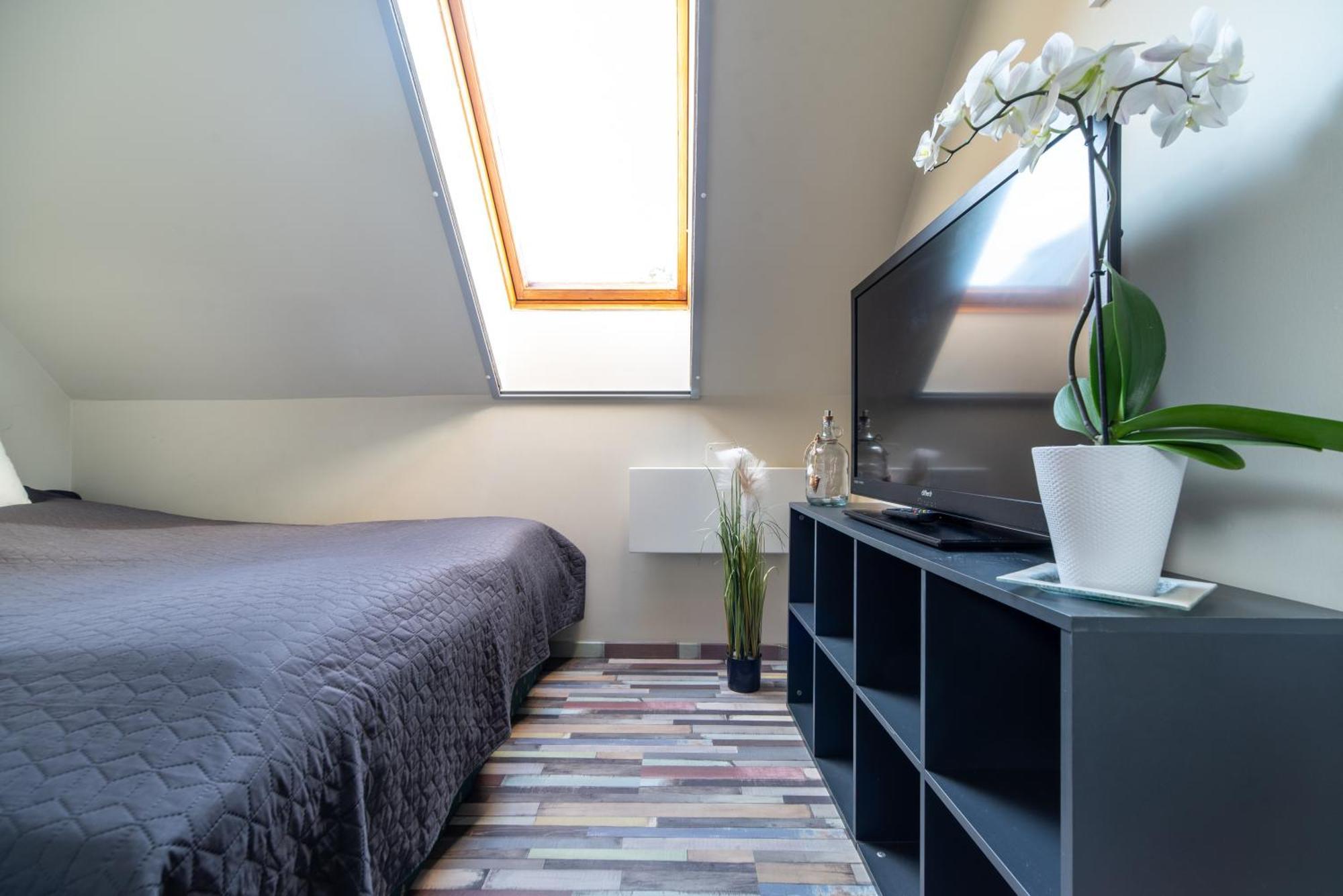 Buzavirag Apartman Кестели Екстериор снимка