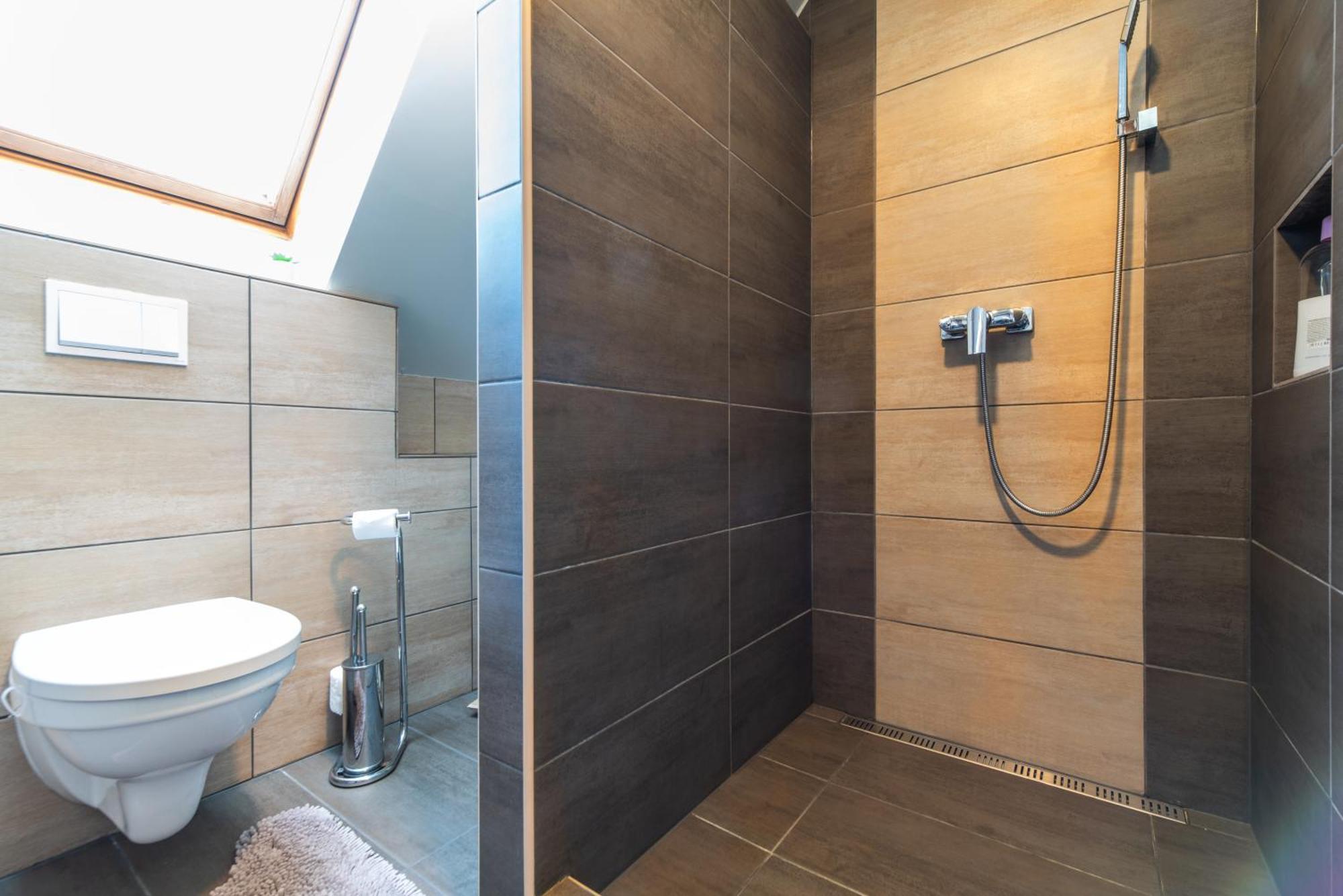 Buzavirag Apartman Кестели Екстериор снимка